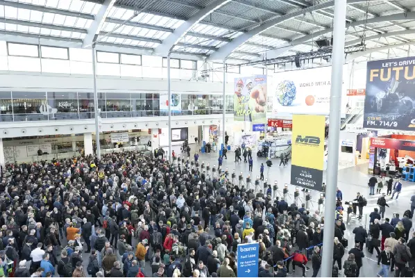 Bauma 2025 prasidėjo Miunchene, Vokietijoje | „Quangong Machinery Co., Ltd.“ – „Zenith ZN2000-2“ visiškai automatinė įranga demonstruoja naują pažangios gamybos aukštį