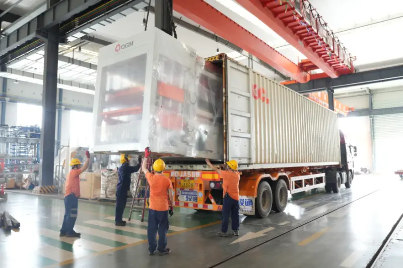 Quangong Machinery pristato išmaniųjų plytų gamybos linijas į užsienio rinkas