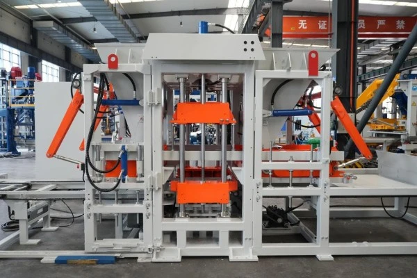 Road Paving Block Forming Machine